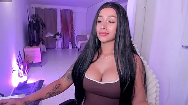 ElissaDominguez online show from May 21, 2026, 2:42 am