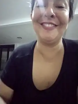 Snapshot of Catalina_JH chatting on February 25, 2025, 8:25 am Catalina JH online show from February 25, 2025, 8:25 am