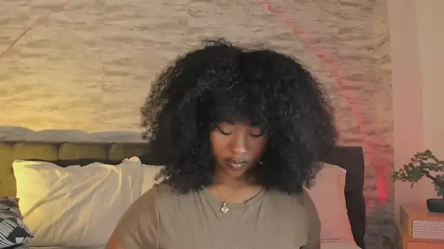 Anneth  M online show from September 15, 2025, 7:36 pm