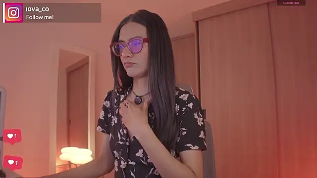 Snapshot of DanyNova_Co chatting on February 17, 2026, 9:23 pm DanyNova Co online show from February 17, 2026, 9:23 pm