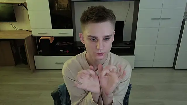 angryzan online show from April 22, 2026, 6:09 am