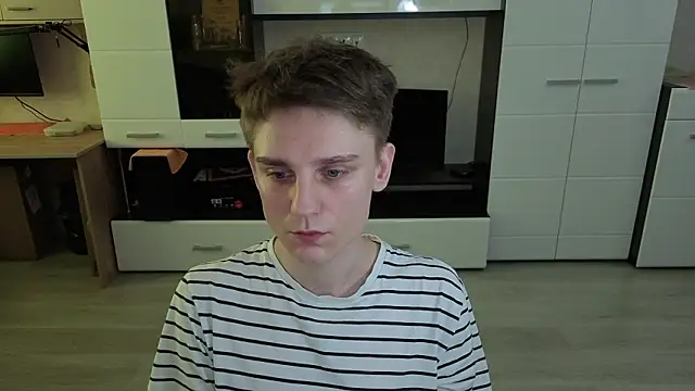 angryzan online show from March 27, 2026, 8:26 am