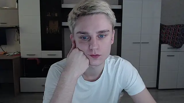 angryzan online show from March 21, 2025, 7:00 am