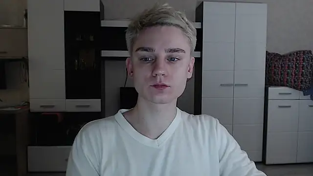 angryzan online show from March 11, 2025, 5:35 am