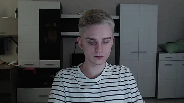 angryzan online show from February 20, 2025, 10:27 am