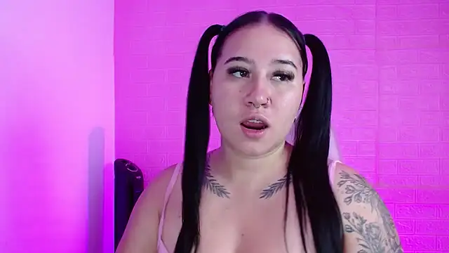 Snapshot of _hooly chatting on October 11, 2025, 1:56 pm hooly online show from October 11, 2025, 1:56 pm