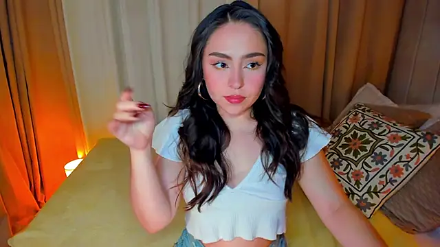 Snapshot of SofiMeza chatting on February 25, 2025, 3:20 pm SofiMeza online show from February 25, 2025, 3:20 pm