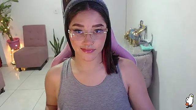 littleangel1 m online show from February 24, 2025, 9:52 pm