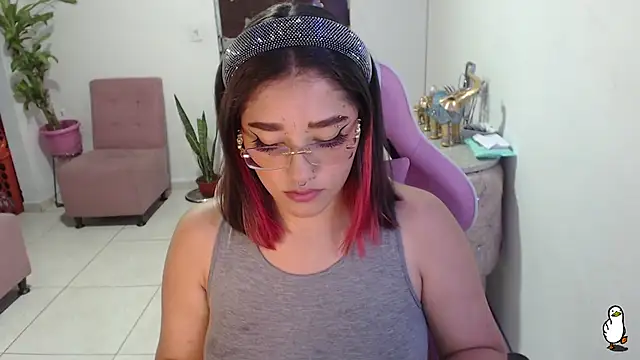 littleangel1 m online show from February 26, 2025, 9:42 pm