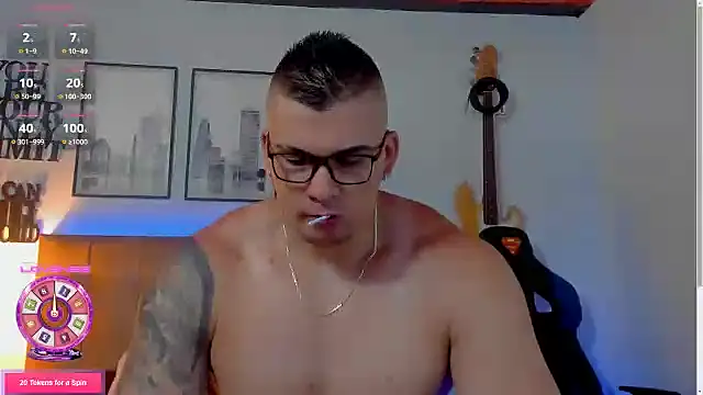 Snapshot of seancarreraa chatting on September 11, 2025, 3:50 am seancarreraa online show from September 11, 2025, 3:50 am