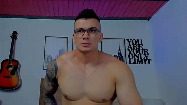 Snapshot of seancarreraa chatting on December 28, 2024, 4:30 pm seancarreraa online show from December 28, 2024, 4:30 pm