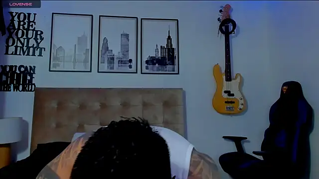 seancarreraa online show from December 18, 2025, 3:22 am