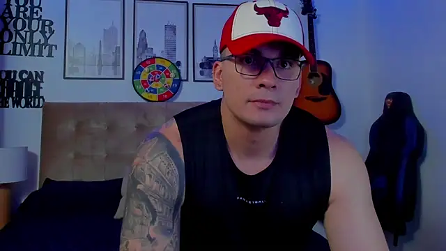 seancarreraa online show from February 4, 2026, 9:43 pm