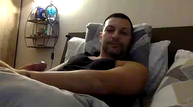 Snapshot of goroasroma90 chatting on March 17, 2025, 8:51 am goroasroma90 online show from March 17, 2025, 8:51 am