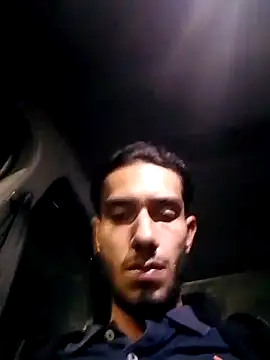 jhon01000 online show from September 26, 2025, 4:52 am