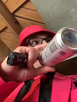 hailzeffn online show from February 16, 2026, 9:24 pm