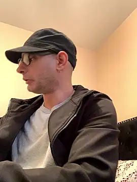 hailzeffn online show from October 20, 2025, 6:52 pm