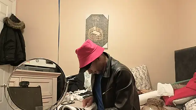 hailzeffn online show from April 8, 2026, 2:35 am