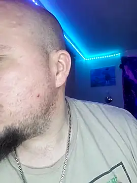 Snapshot of Spunonymous chatting on February 19, 2025, 9:39 am Spunonymous online show from February 19, 2025, 9:39 am