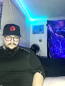 Snapshot of Spunonymous chatting on February 14, 2025, 4:04 am Spunonymous online show from February 14, 2025, 4:04 am