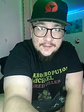 Snapshot of Spunonymous chatting on March 7, 2025, 8:34 am Spunonymous online show from March 7, 2025, 8:34 am