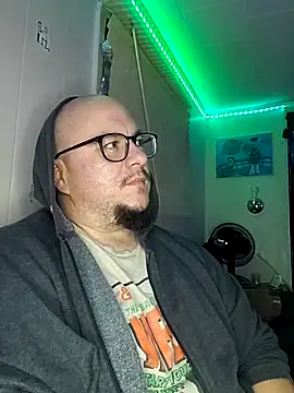 Snapshot of Spunonymous chatting on February 18, 2025, 5:53 am Spunonymous online show from February 18, 2025, 5:53 am