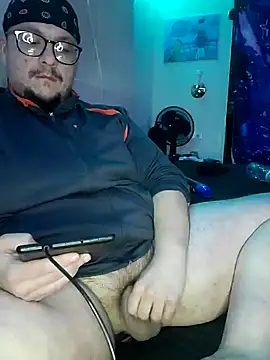 Snapshot of Spunonymous chatting on February 25, 2025, 11:43 am Spunonymous online show from February 25, 2025, 11:43 am