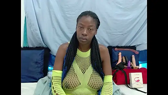 chocolatemix44 online show from April 11, 2026, 7:56 am