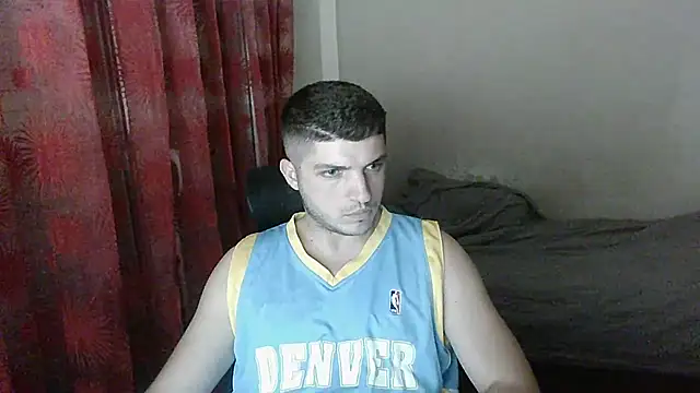 BoiWhore online show from September 30, 2025, 4:35 pm