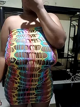 Snapshot of Sexy_Monalisah chatting on February 18, 2025, 3:21 am Sexy Monalisah online show from February 18, 2025, 3:21 am