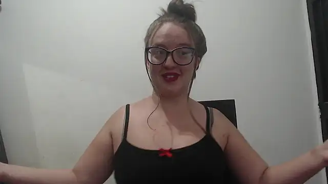 Venus Santana online show from October 21, 2025, 11:04 pm