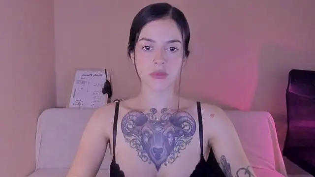 Snapshot of phoenix_xx chatting on April 1, 2026, 9:01 pm phoenix xx online show from April 1, 2026, 9:01 pm