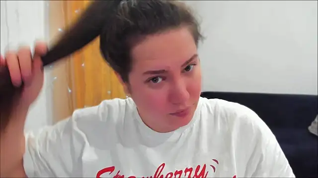 Snapshot of _madalexa_ chatting on April 19, 2026, 4:19 pm madalexa online show from April 19, 2026, 4:19 pm