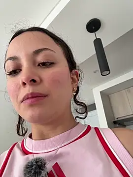 Megan Rodrigo online show from July 16, 2026, 4:04 pm