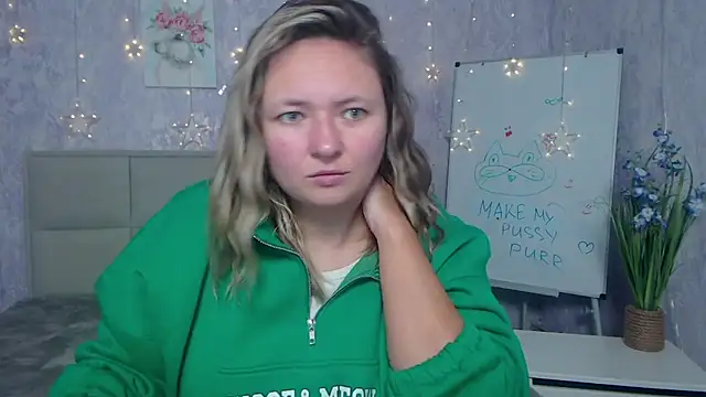 SallyVerda online show from November 5, 2025, 7:06 pm