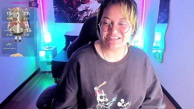 lucky-leah online show from September 24, 2025, 4:19 am