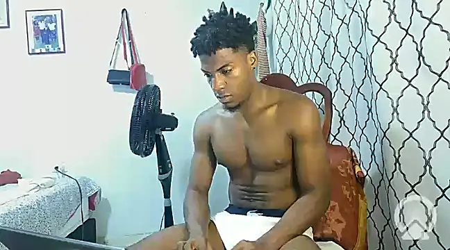 Snapshot of andrews2399 chatting on February 8, 2025, 3:41 am andrews2399 online show from February 8, 2025, 3:41 am