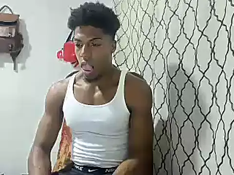 Snapshot of andrews2399 chatting on January 18, 2025, 2:25 am andrews2399 online show from January 18, 2025, 2:25 am