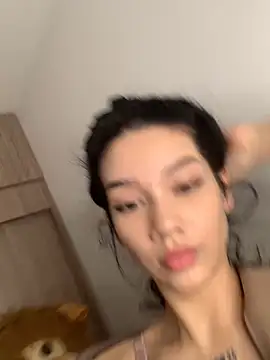 Ambar R0SSE online show from February 26, 2025, 12:41 am