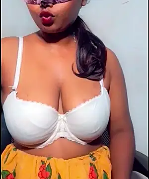 SLteena online show from July 2, 2026, 3:23 am