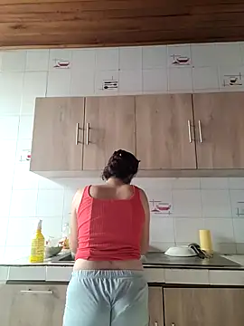 NATALIA MAGICK online show from February 14, 2025, 3:58 pm