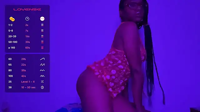 Snapshot of JordanSilk chatting on January 19, 2025, 10:17 pm JordanSilk online show from January 19, 2025, 10:17 pm