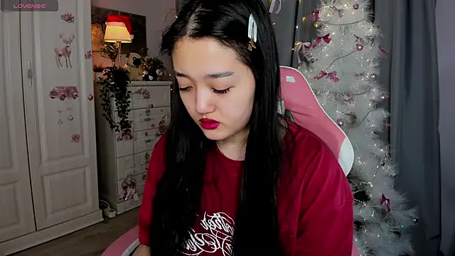 Snapshot of FreyaRaya chatting on December 16, 2025, 3:11 am FreyaRaya online show from December 16, 2025, 3:11 am