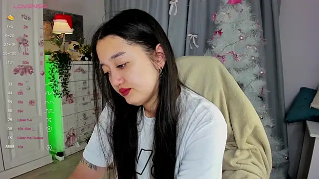 Snapshot of FreyaRaya chatting on December 19, 2025, 3:10 am FreyaRaya online show from December 19, 2025, 3:10 am