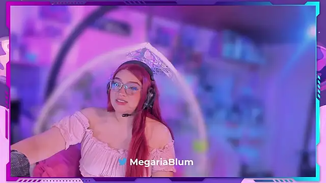 Snapshot of MegariaB chatting on February 15, 2026, 4:46 am MegariaB online show from February 15, 2026, 4:46 am