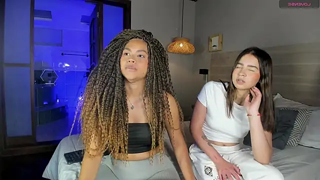 nayah   online show from September 11, 2025, 8:09 pm