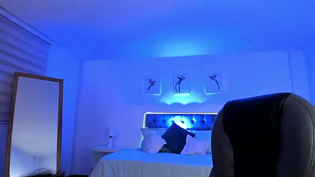  Natalie18 online show from October 11, 2025, 3:29 am