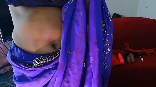 Snapshot of SnoowForYou chatting on July 20, 2026, 1:35 pm SnoowForYou online show from July 20, 2026, 1:35 pm