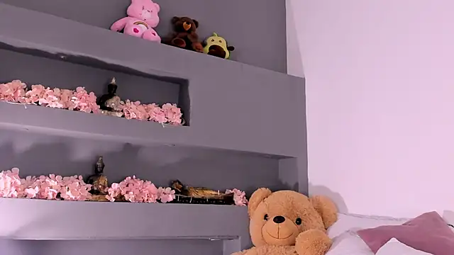 rosemonrooe online show from March 7, 2025, 3:28 pm