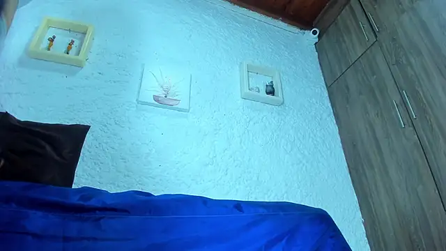 emiily s online show from March 18, 2025, 12:06 pm